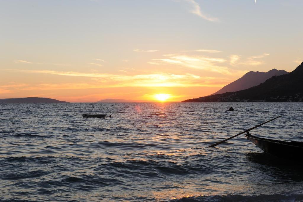 Hotel Laguna Gradac  Εξωτερικό φωτογραφία