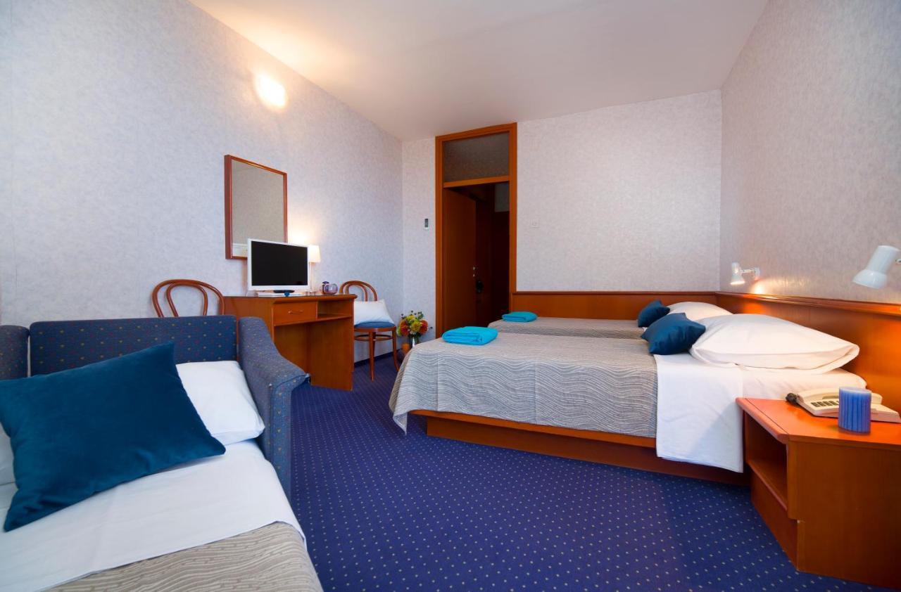 Hotel Laguna Gradac  Εξωτερικό φωτογραφία